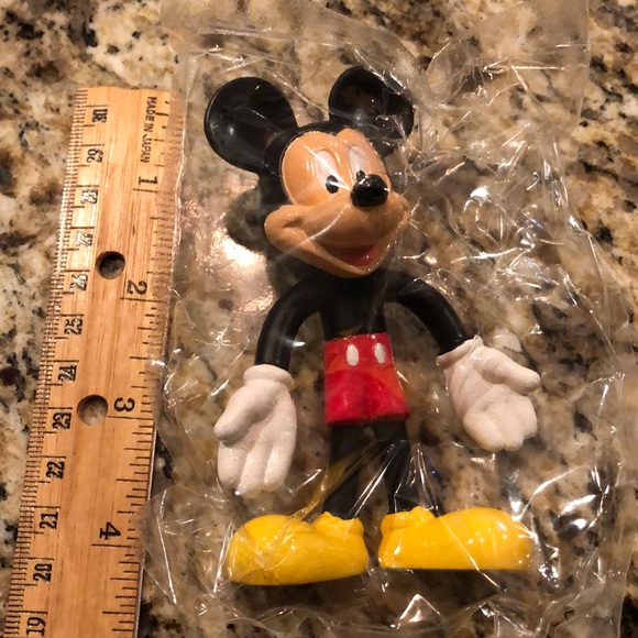 Retro Mickey Mouse Bendable Figure - Picture 3 of 4